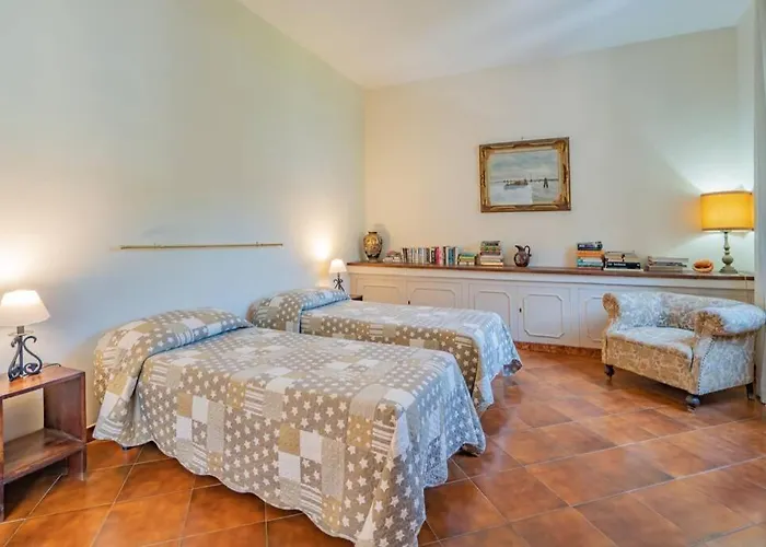 Casa Gege', For Up To 5 Guests, Shared Pool, Center * 소렌토